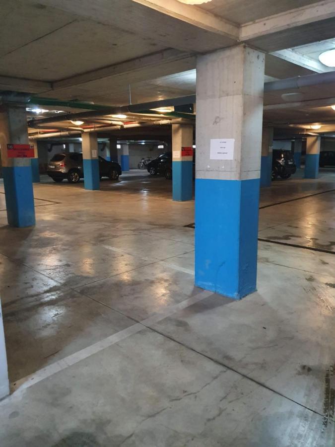 Rovena'S Apartment - Free Parking ติรานา ภายนอก รูปภาพ