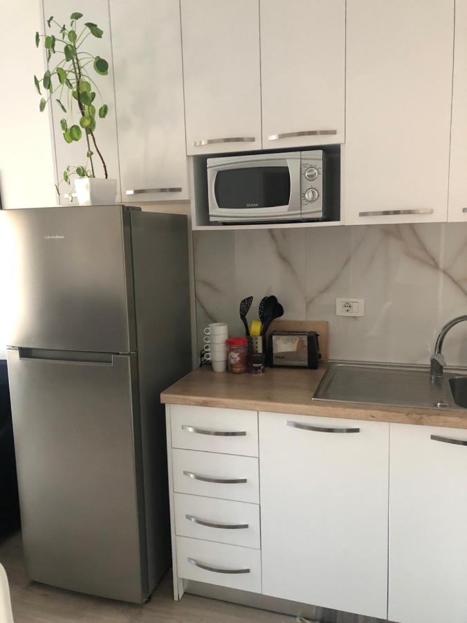 Rovena'S Apartment - Free Parking ติรานา ภายนอก รูปภาพ